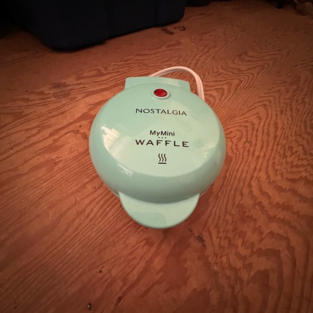 Mini Waffle Maker